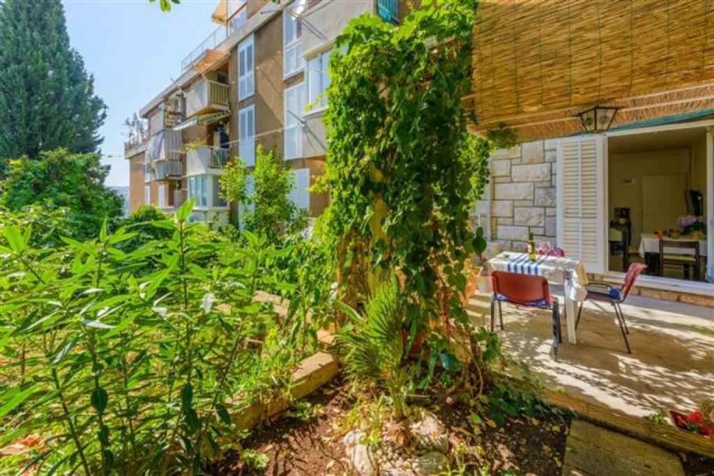 Appartement Depozit